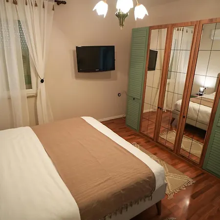 Appartement Grandpa House - App.3 à Tirana Extérieur photo